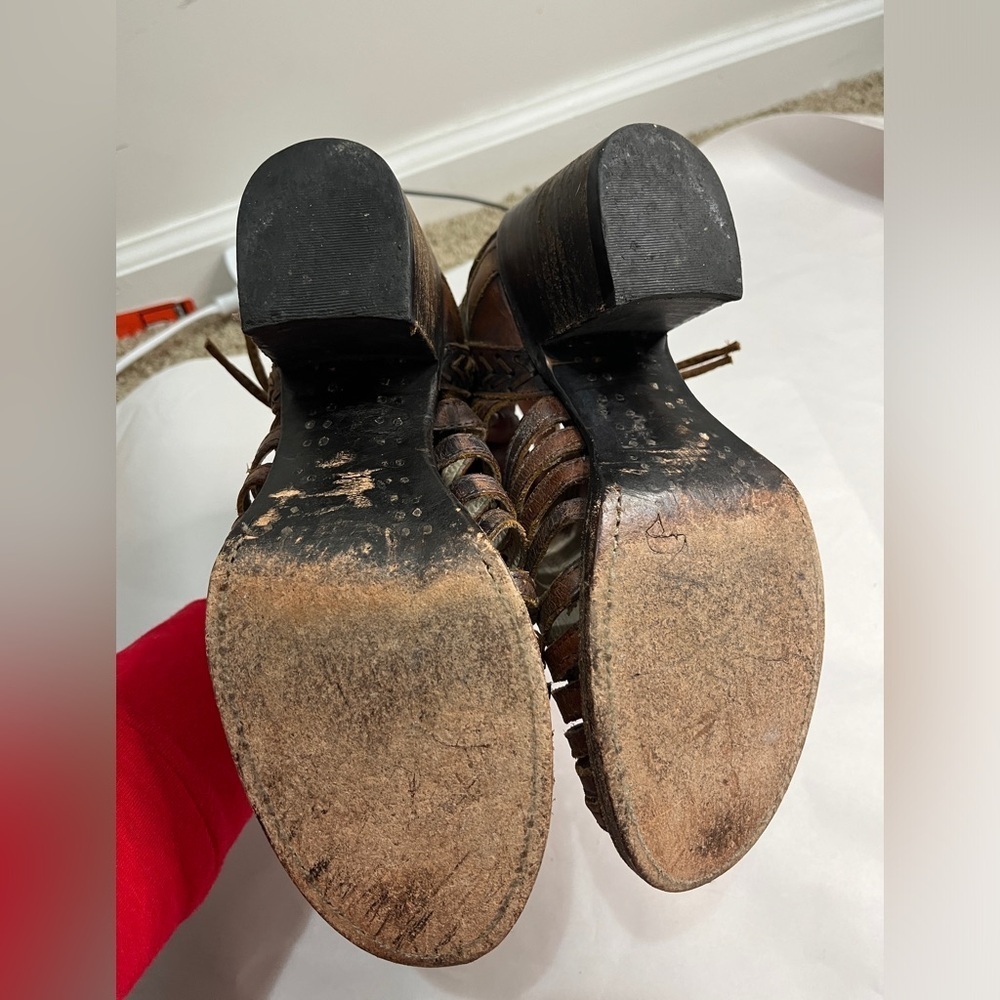 Freebird Wazee Bootie Sandal Brown Sz 7 Cowgirl western boho distressed - Picture 5 of 13